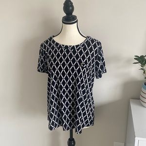 Black white patterned blouse